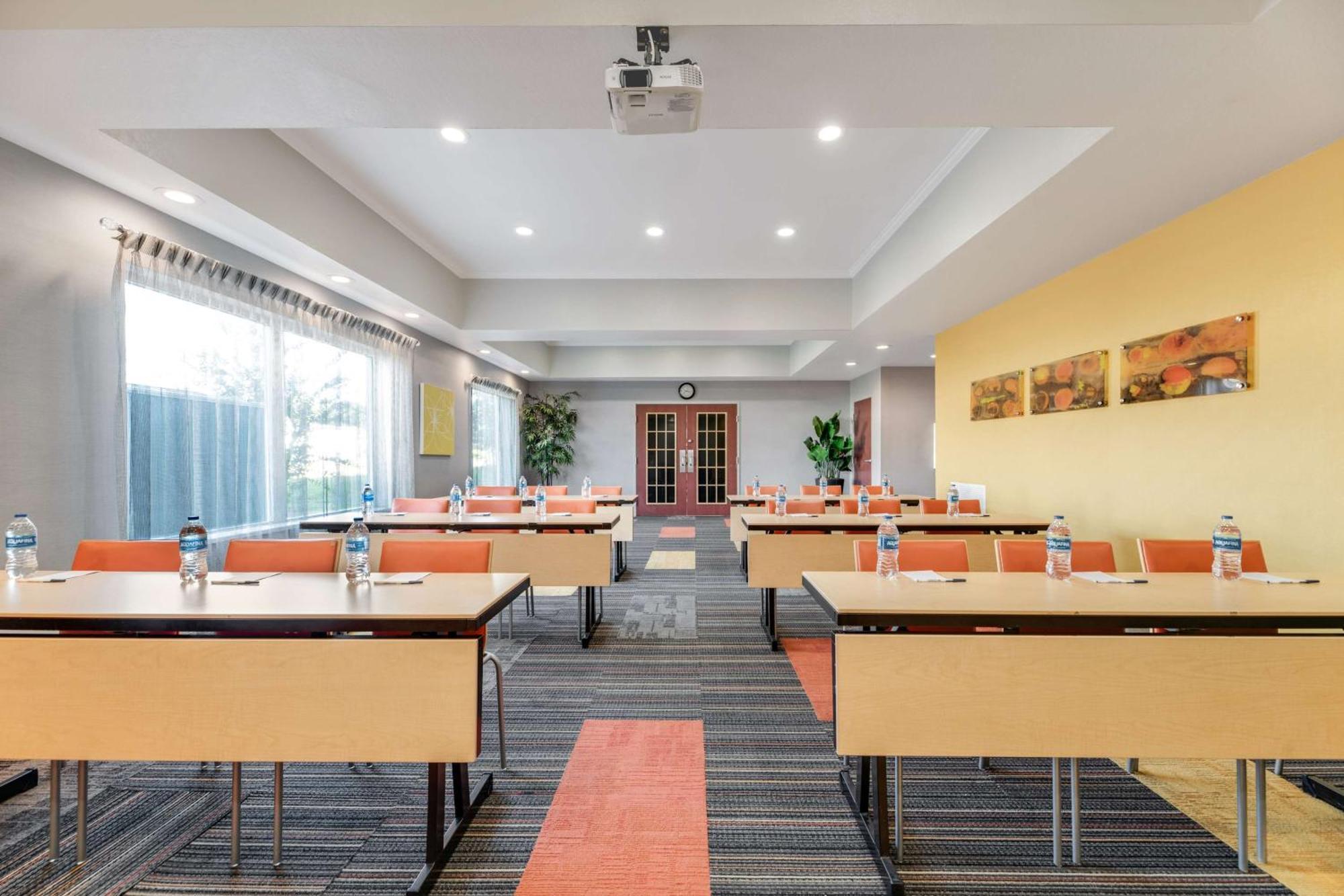 Best Western Auburndale Inn & Suites Exteriör bild